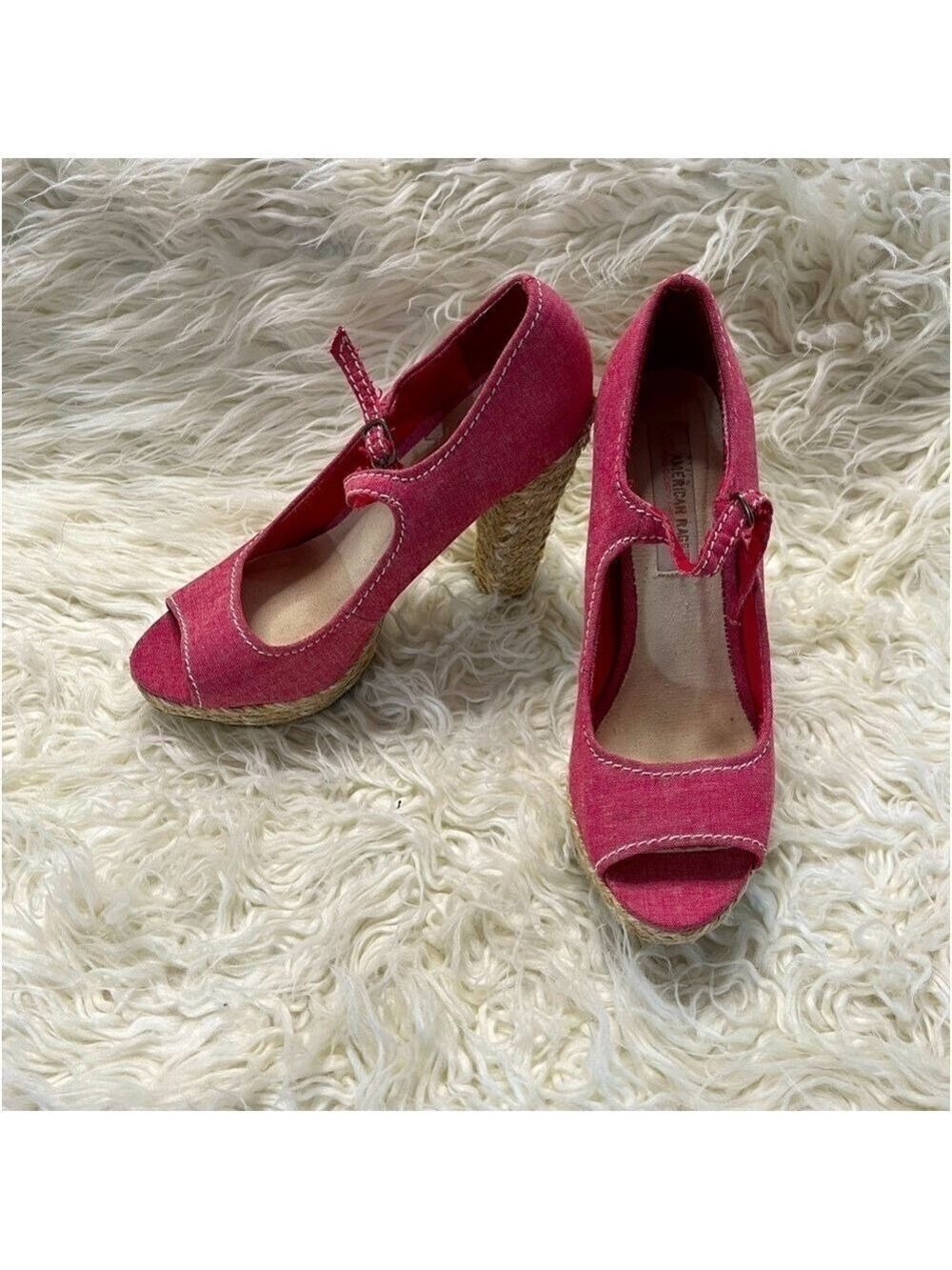 American Rag Women’s Red Peep Toe Platform Shoes. Size 8